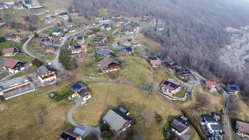 Terrain / Les Neyres / Libre de mandat / EXCLUSIVITE
