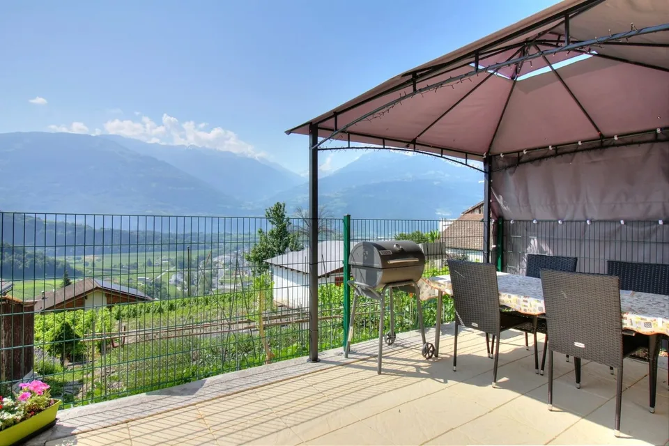 Maison villageoise à Sensine avec appartement de rendement !