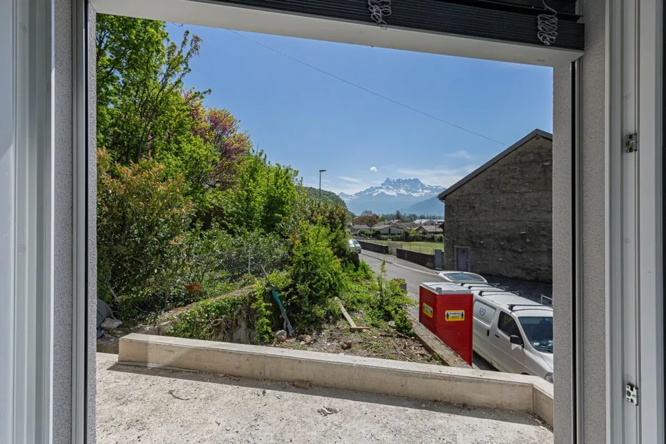 Available soon: brand new, garden and Dents du Midi! – photo 6 of 19