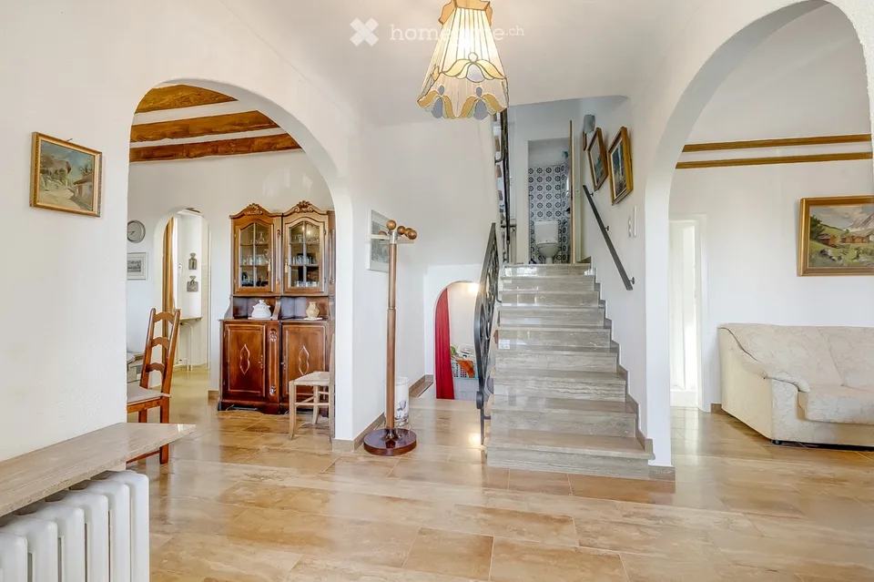 Casa caratteristica con giardino e cascina, 268 m2