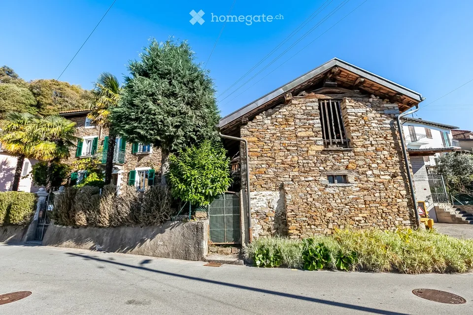 Casa caratteristica con giardino e cascina, 268 m2