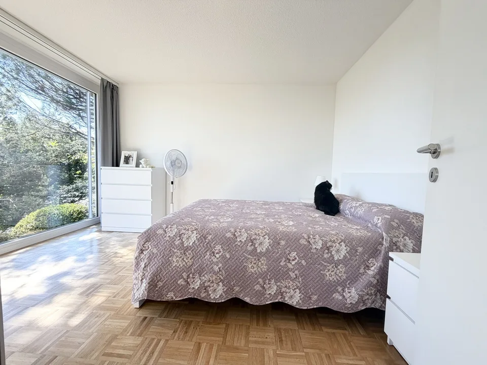Schönes 3.5-Zimmer-Apartment mit 100 m2 und Terrasse