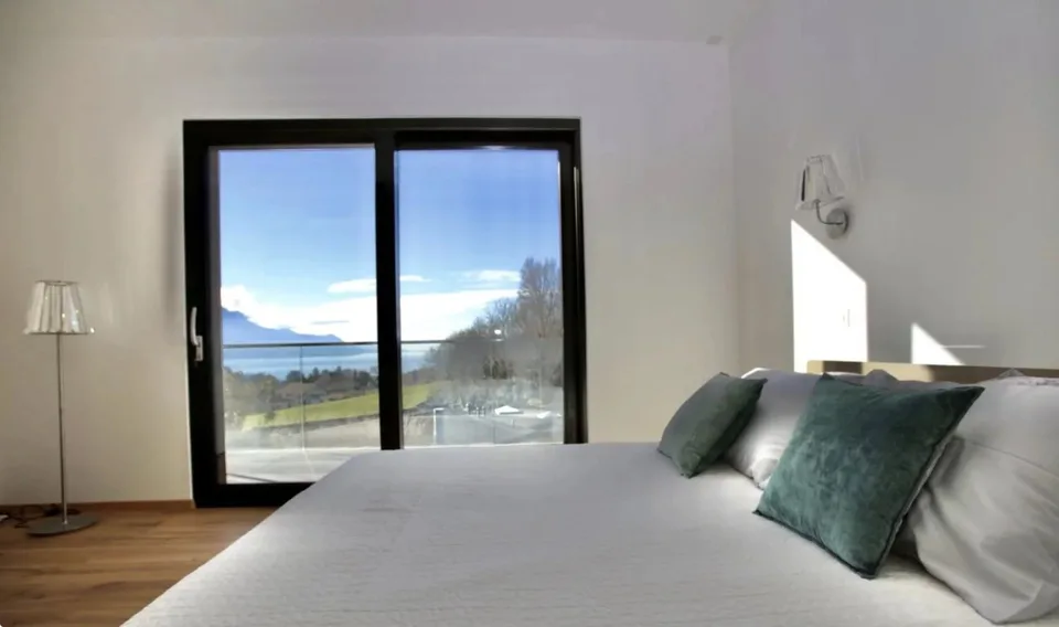 Villa moderne Vue lac. – photo 8 sur 13