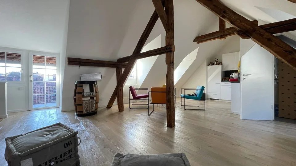 Schmuckstück an zentraler Lage im Kleinbasel. "Airbnb, Dachwohnung mi