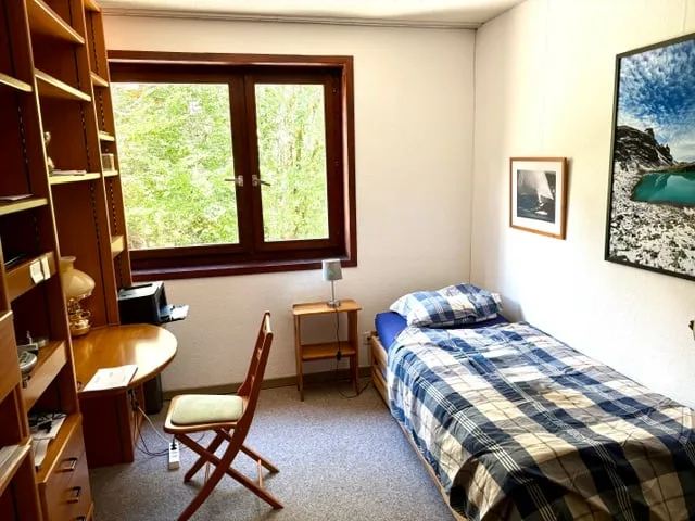 Affascinante appartamento di 3,5 locali arredato a St-Cergue con vista e balcone