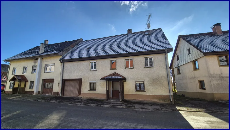 Stühlingen-Blumegg Doppelhaushälfte -Sanierungsobjekt