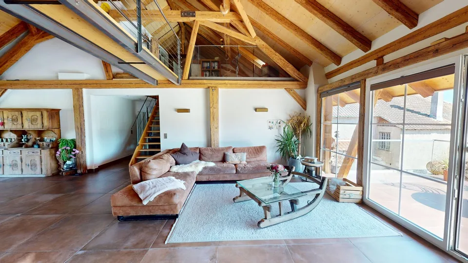 Casa colonica ristrutturata con un fascino speciale e molti punti di forza come un allevamento di cavalli, piscina, ecc. – foto 8 di 14