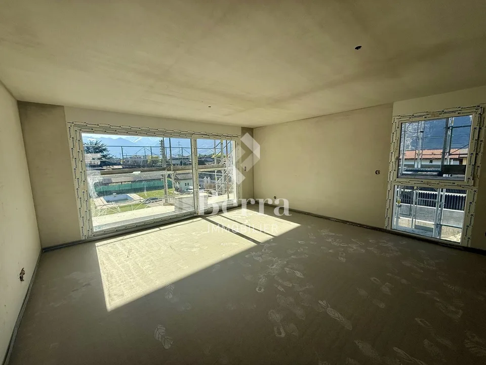 Vaste appartement dans nouveau lotissement, équipement supérieur