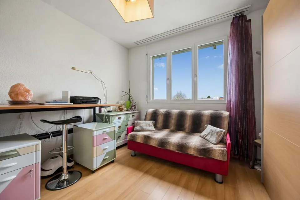 Gepflegte 3.5-Zimmer-Attikawohnung mit Wohnrecht – Foto 8 von 13