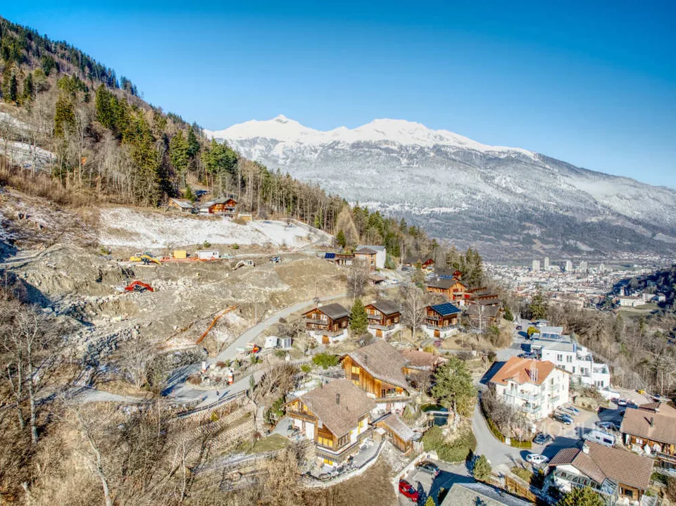 Terrain à bâtir aménagé avec panorama montagnard à Chur