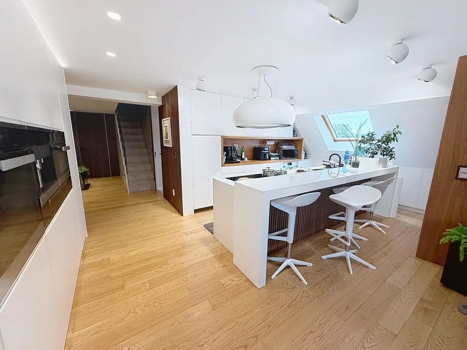Appartamento duplex di 5.5 locali - Donatyre / Avenches (VD) Materiali nobili - Ideale per famiglie