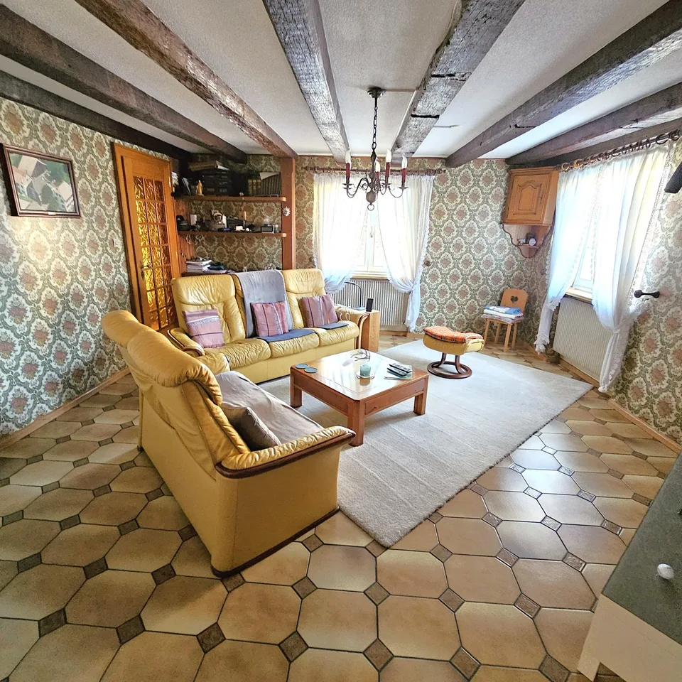Casa a travi con bel terreno