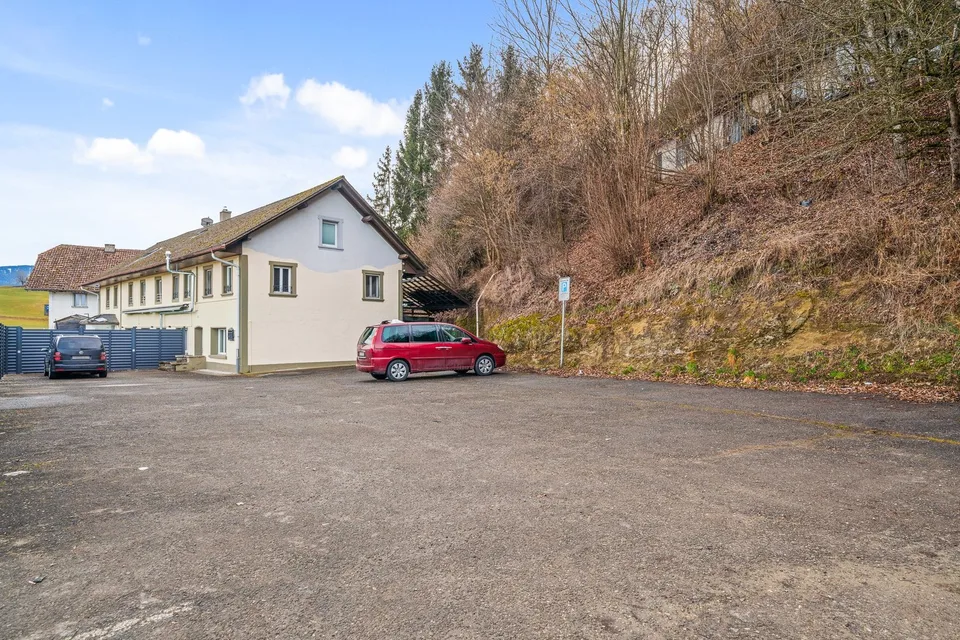 Mixed Rental Building – photo 9 of 12