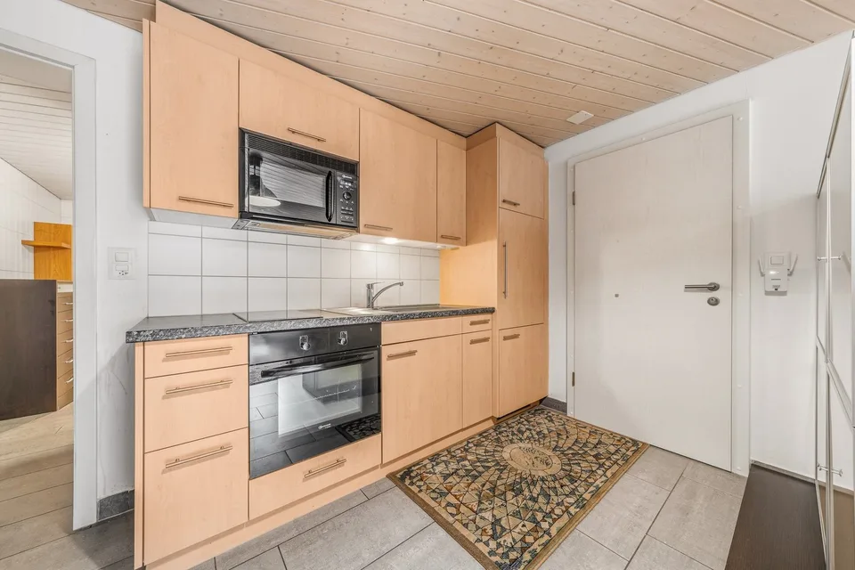 Mixed Rental Building – photo 8 of 12