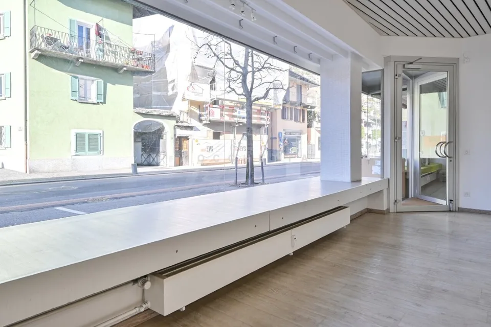 Stabile residenziale e commericale in posizione strategica – Foto 11 von 12