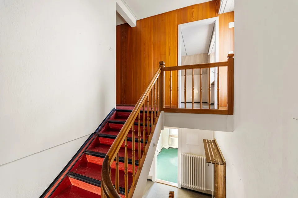 Einfamilienhaus mit Werkstatt und grossem Grundstück – Foto 11 von 28