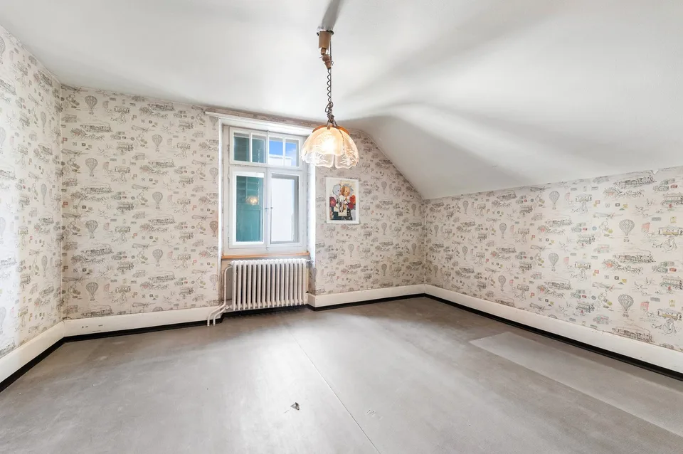 Einfamilienhaus mit Werkstatt und grossem Grundstück – Foto 17 von 28