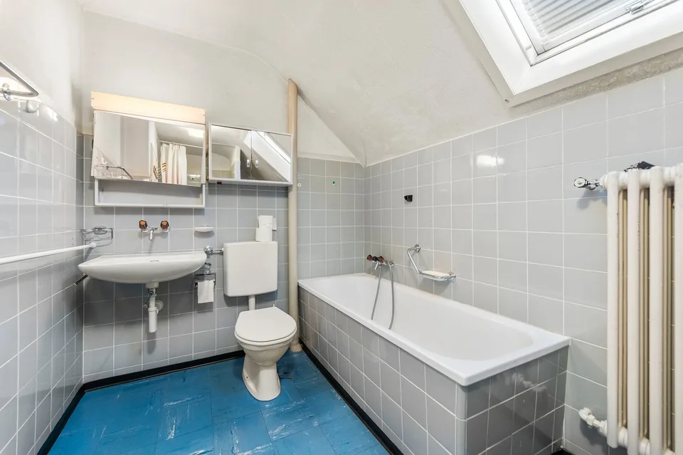 Einfamilienhaus mit Werkstatt und grossem Grundstück – Foto 14 von 28