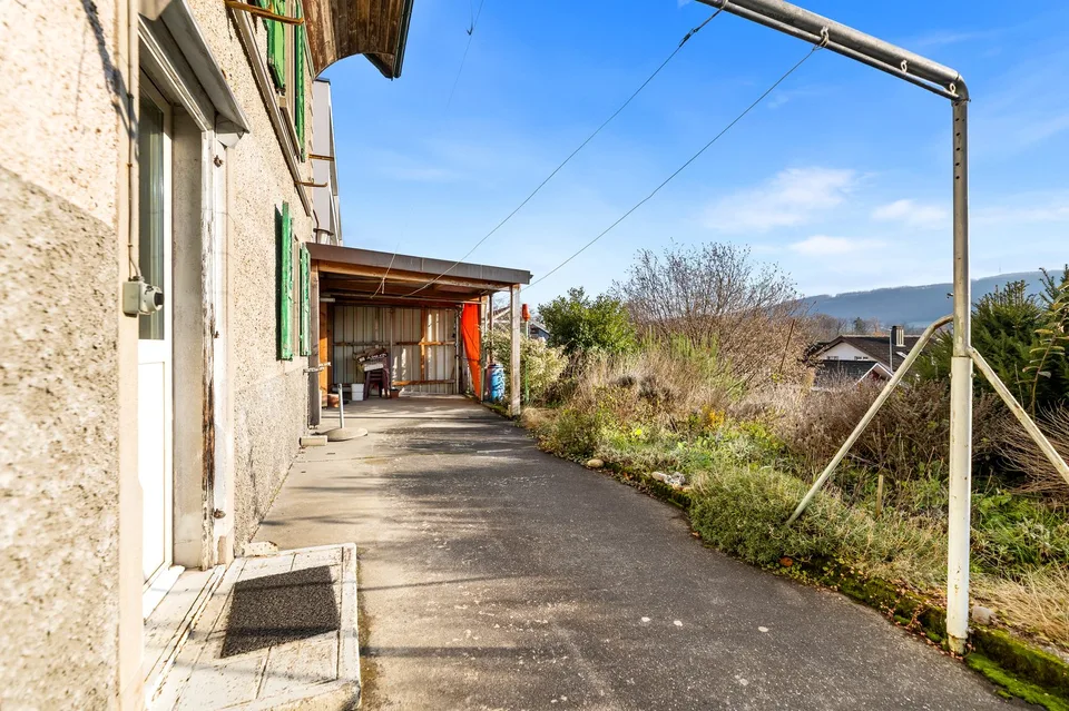 Einfamilienhaus mit Werkstatt und grossem Grundstück – Foto 26 von 28