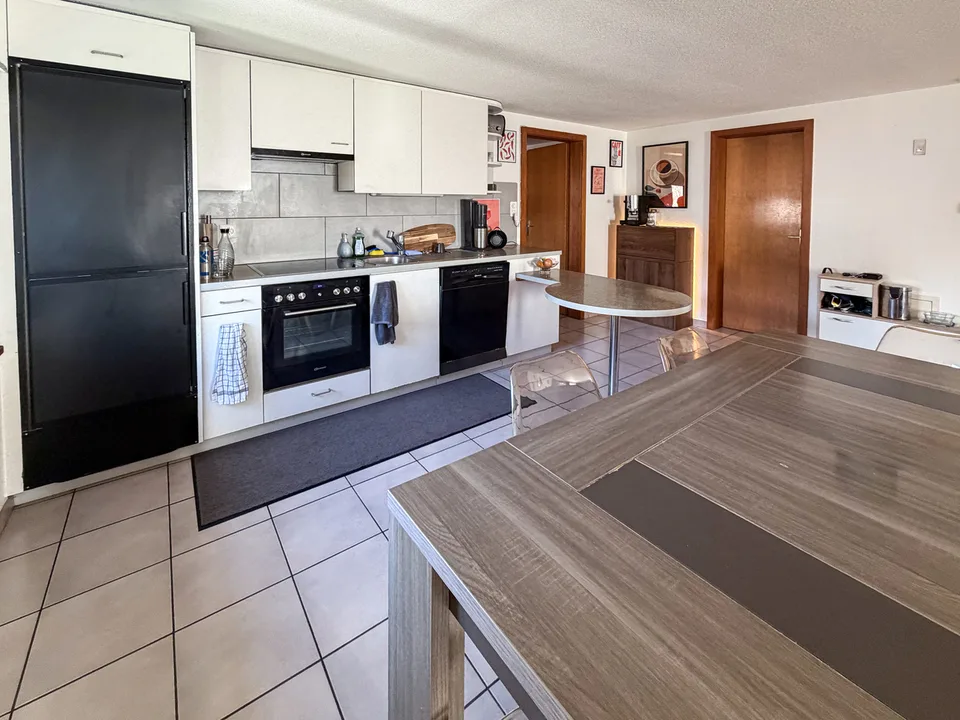 A vendre - Appartement en PPE à vendre 2,5 pièces avec place de parc.
