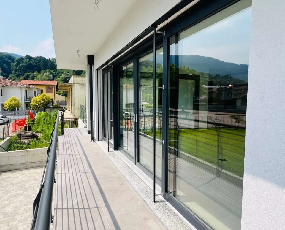 Exklusive Residenz neu gebaut - Levena Ponte Tresa