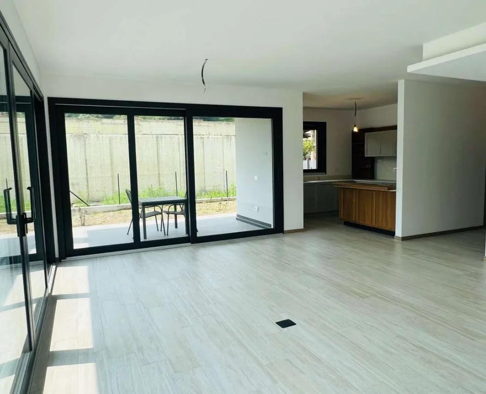 Residenza Esclusiva di nuova costruzione - Levena Ponte Tresa – foto 11 di 13