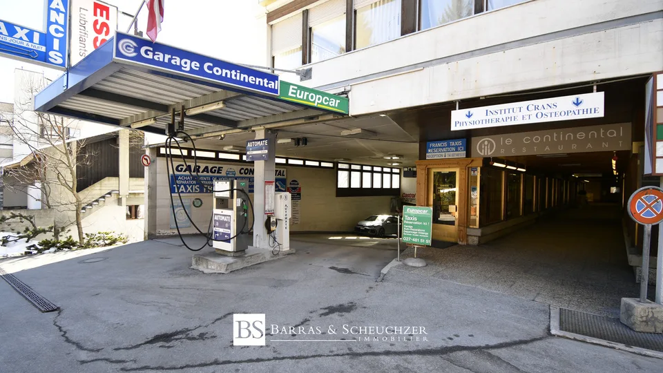 Local commercial - Situation premium, visibilité, vitrines, 2 accès – foto 8 di 9