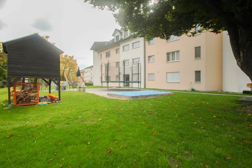 Appartement avec jardin dans un immeuble familial