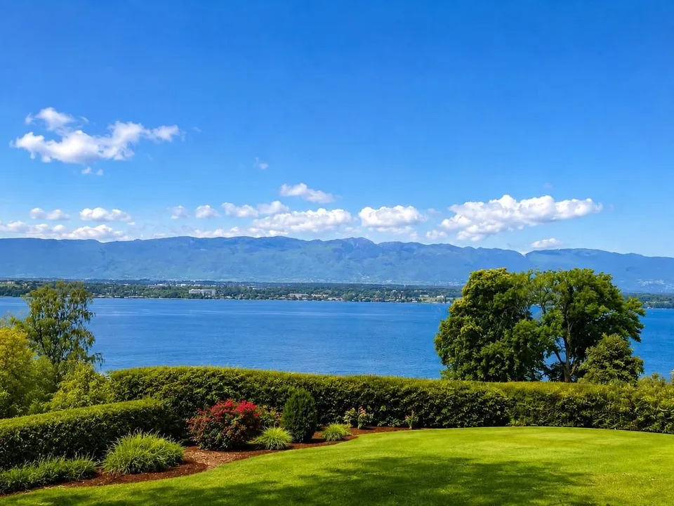 COLOGNY | VUE PANORAMIQUE ET IMPRENABLE SUR LE LAC