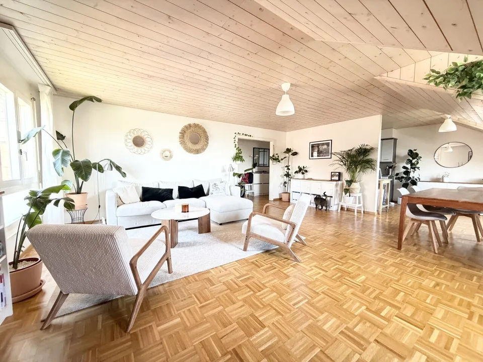 Appartement de 3.5 pièces de 103 m2 avec vue dégagée