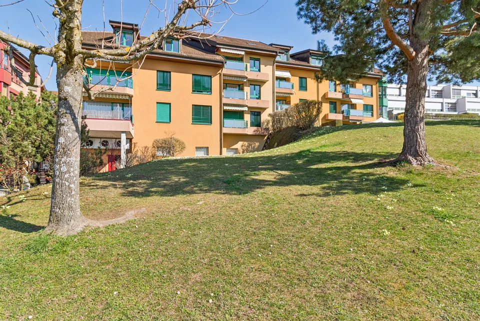 Wohnung mit 3.5 Zimmern und 103 m2 mit freier Sicht