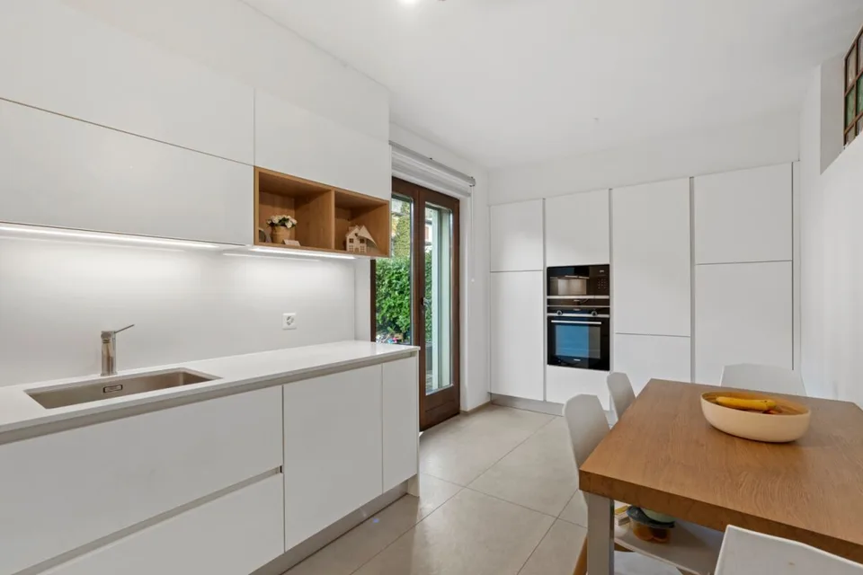 Zweifamilienhaus mit Garten und Aussicht – Foto 9 von 30