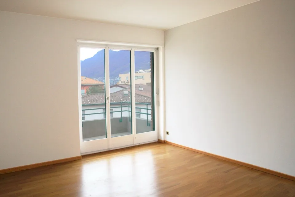 3,5 locaux avec vue sur le lac – Emplacement stratégique à Lugano, Via San Gottardo 24 – photo 10 sur 12