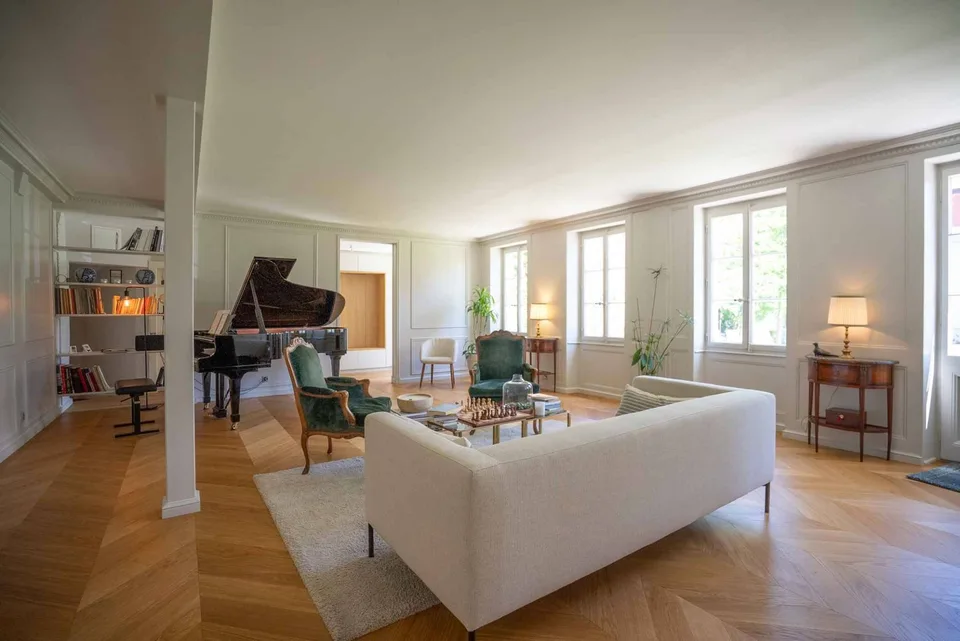 En exclusivité - Maison de maître d'exception entièrement rénovée