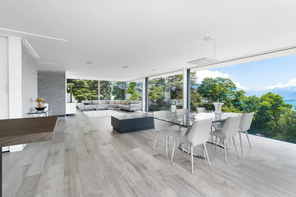 Ausgezeichnete moderne Villa mit Panoramablick über den Genfersee und die Alpen