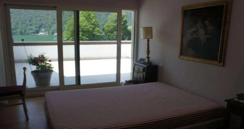 MELANO: PRÄCHTIGES DACHGESCHOSS 270 m² SEEBLICK – Foto 6 von 6