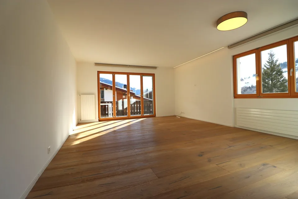 Charmante 3-Zimmer-Wohnung in Laax – sofort verfügbar!