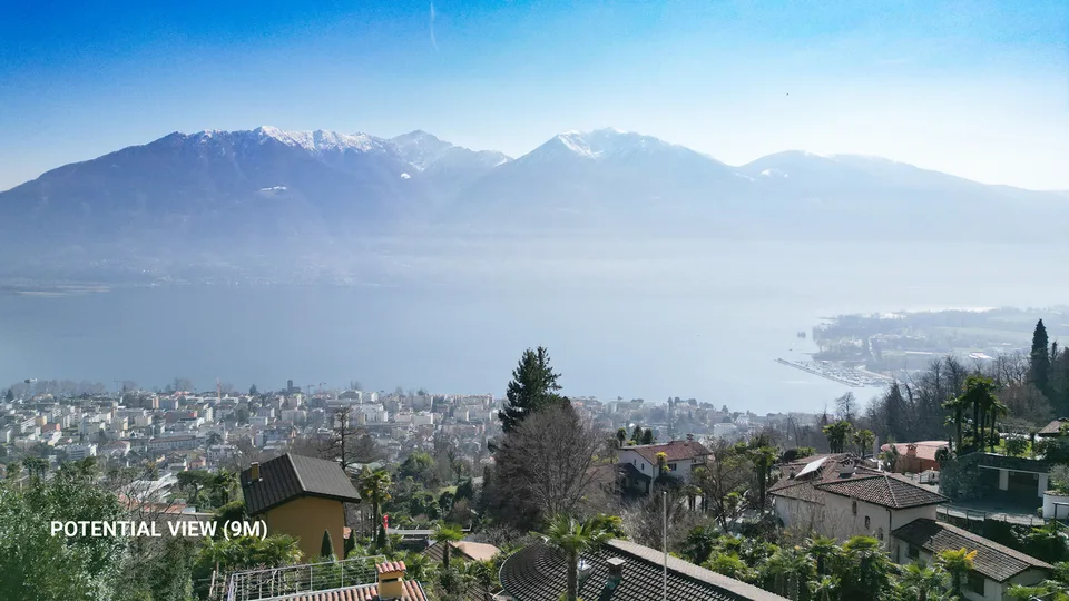 Terreno in zona tranquilla con vista lago