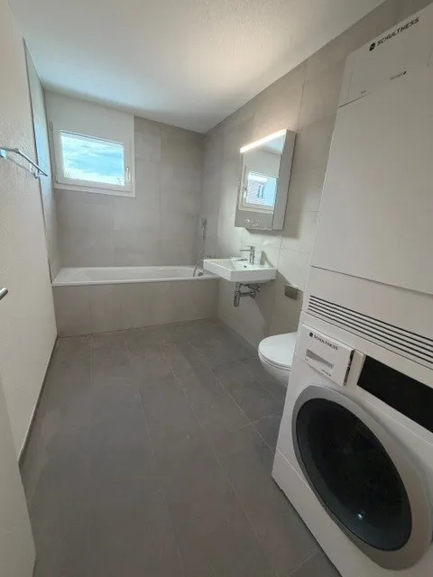 DIE LETZTE 4.5-ZIMMER WOHNUNG MIT 2 BALKONEN IM KERN VON SCHMITTEN – Foto 11 von 17