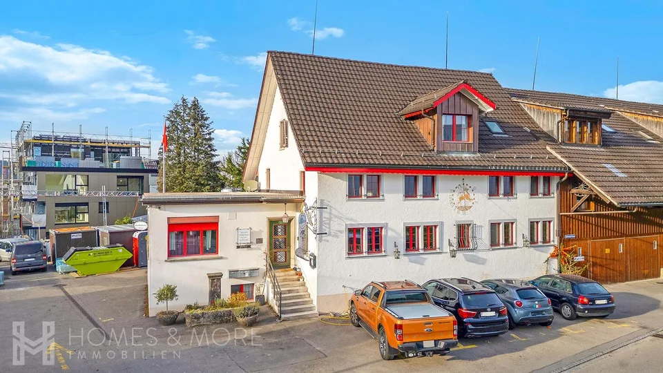 PROPRIETÀ SPaziosa CON APPARTAMENTO ANNESO - OFFERTE BENVENUTE