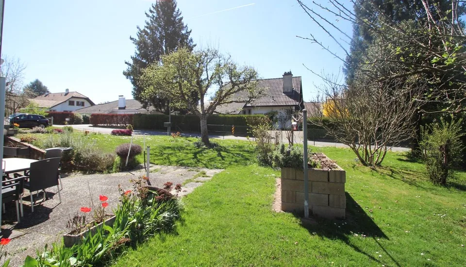 Maison individuelle à rénover composée de 2 logements