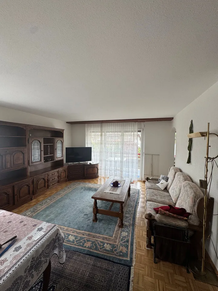 Sonnige 3.5-Zimmer-Wohnung mit Seesicht in Ipsach
