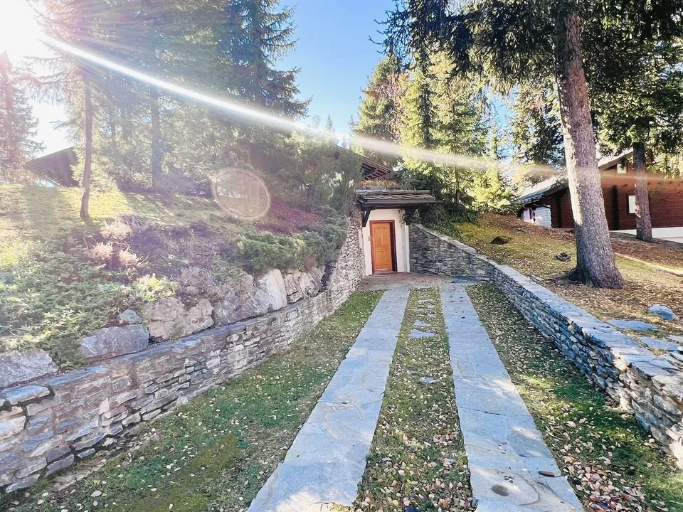 MINIMO 5 NOTTI: Chalet Indipendente - 15 Letti - 5 Parcheggi - Buona Posizione - Bella Vista - Ambiente Tranquillo – foto 18 di 29