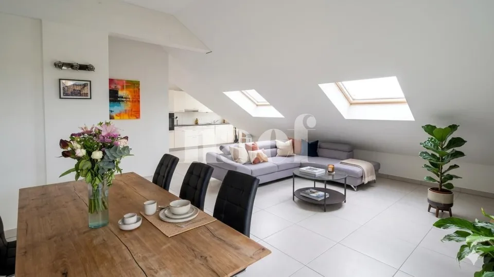 Au centre de Founex - bel appartement de 3 pièces d'env. 82m2 dans les combles