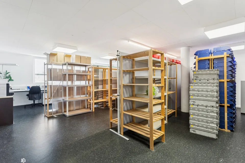 Ausgebaute Bürofläche an zentraler Lage