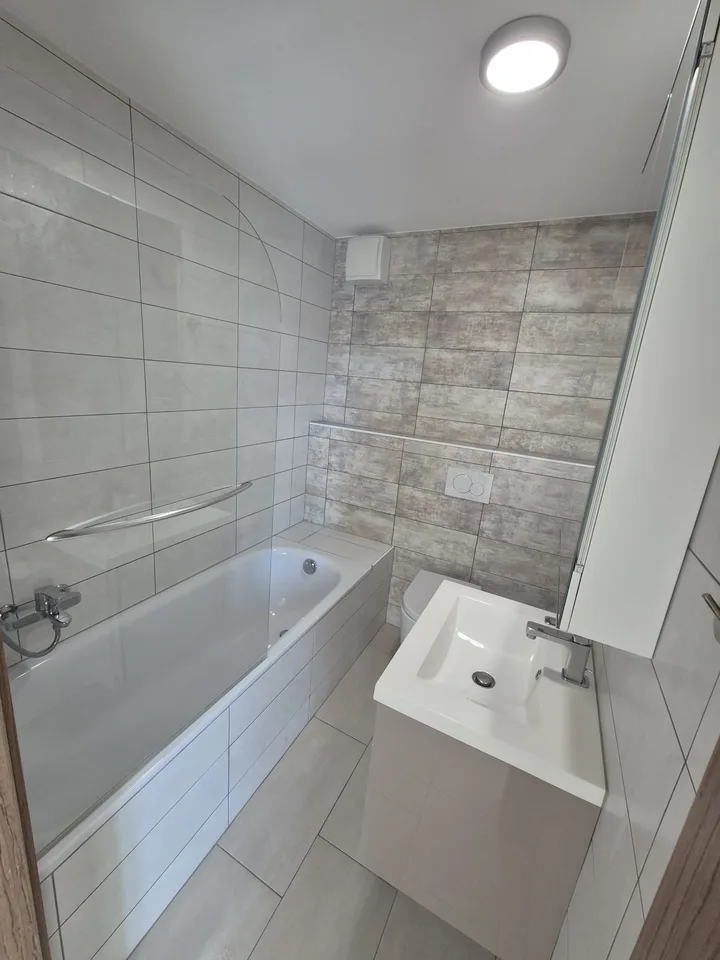 Wohnung mit 4.5 Zimmern im 1. Stock – Foto 10 von 11