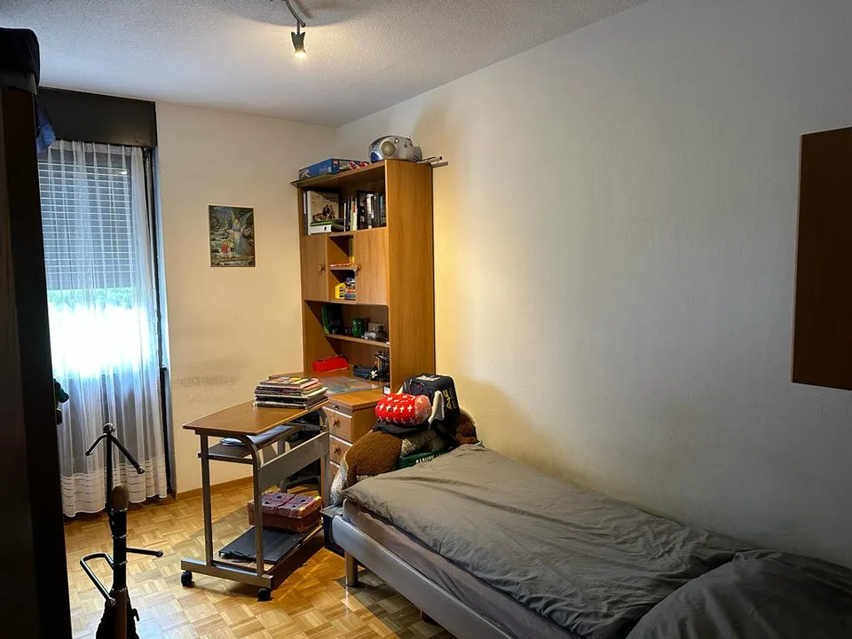 Wohnung 4.5 Zimmer, nahe Schulen und Dienstleistungen – Foto 9 von 10