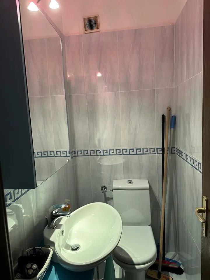 Wohnung 4.5 Zimmer, nahe Schulen und Dienstleistungen