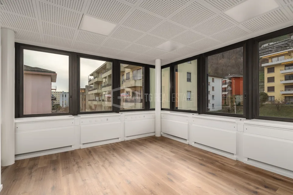 Modernes Büro mit 7 Räumen in Molino Nuovo