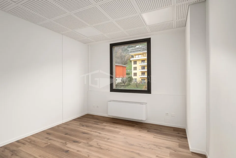Modernes Büro mit 7 Räumen in Molino Nuovo